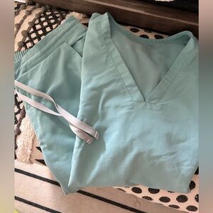 Figs - Sea Glass Scrubs Set (top and bottom)